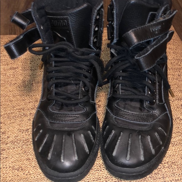 Shoes - Picture 2 of 2